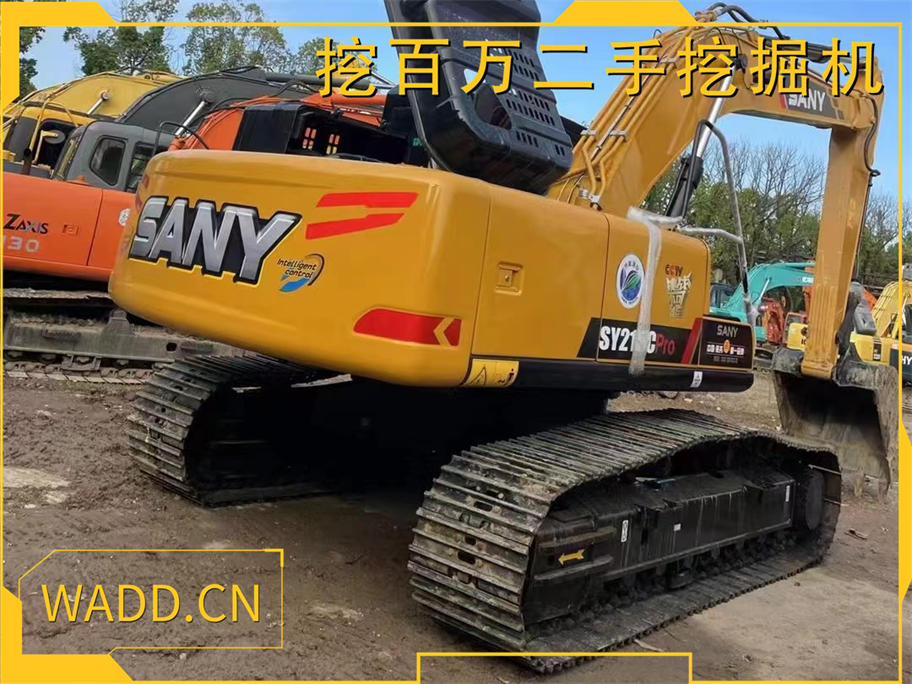 二手三一215挖掘機