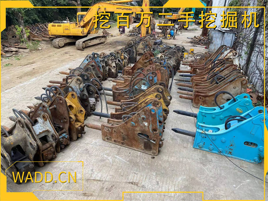二手挖掘機破碎錘出售 | 高效破碎作業(yè)的最佳選擇 Used Excavator Hydraulic Breaker for Sale | The Best Choice for Efficient Demolition Work