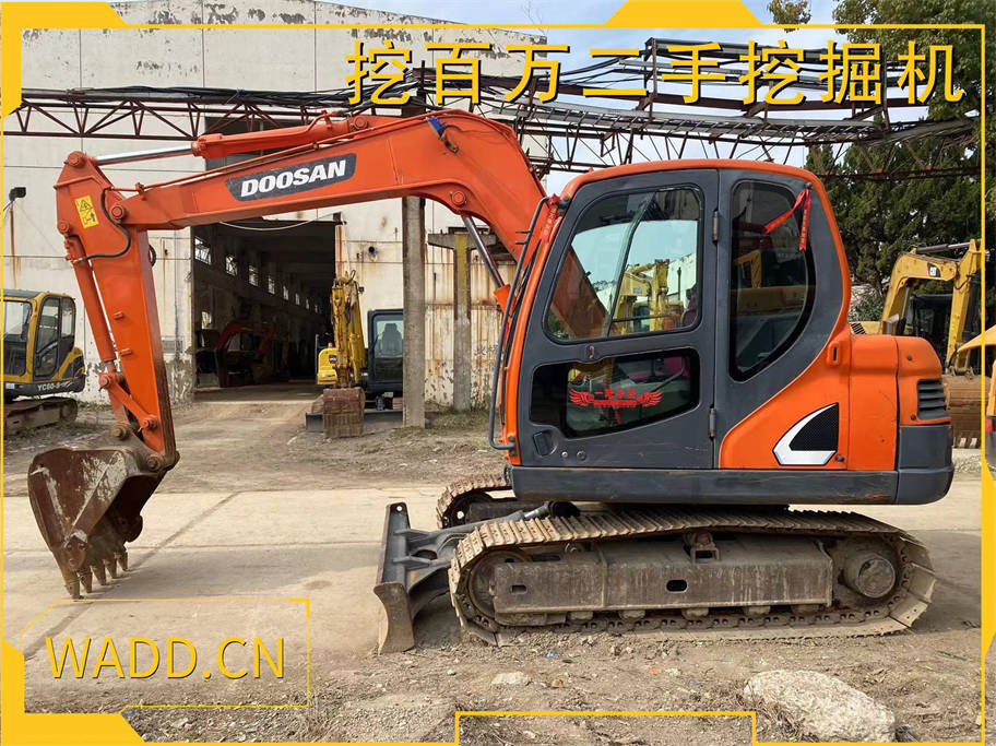 二手斗山DX75-9C挖掘機