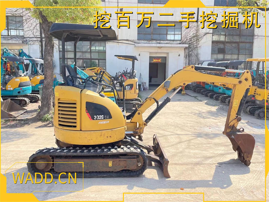 小巧靈活，卡特302微挖助您輕松應對狹小工地！