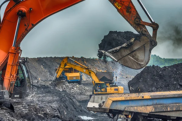 收購大型二手挖掘機(jī)指南 | Guide to Buying Large Used Excavators